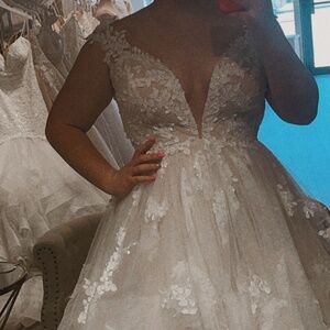 Martina Liana Wedding Gown